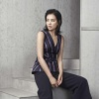 植发星翛翛不笑